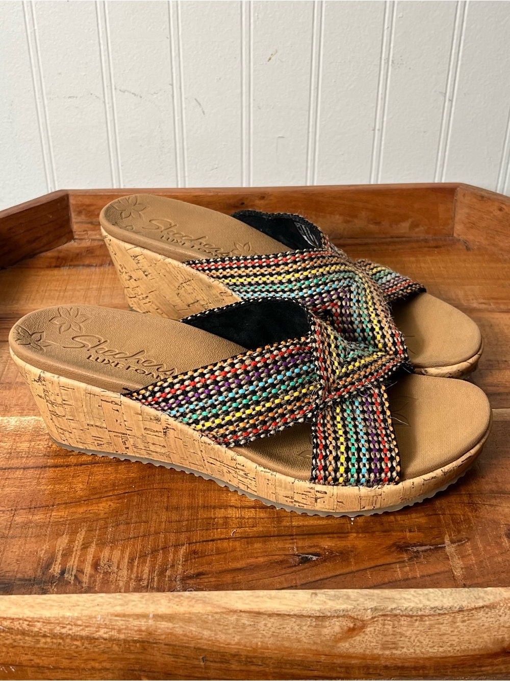 Skechers Luxe Foam Wedge Sandals size 8